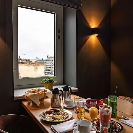 Отель The Viaduct - & 4*
