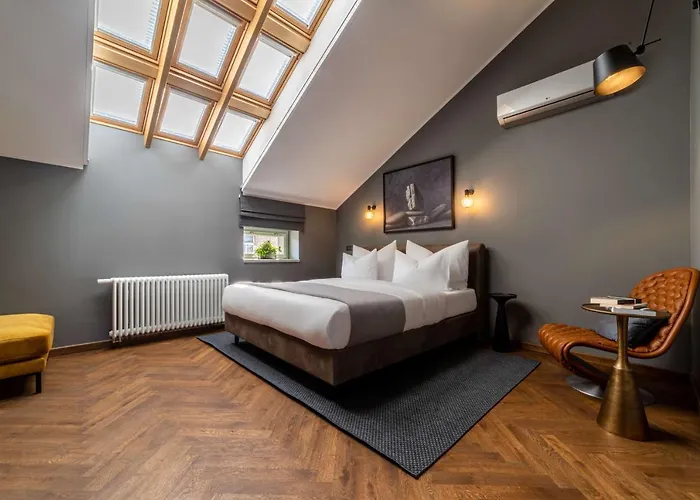Hotel The Viaduct - & 4*