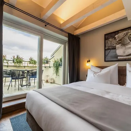 Hotel The Viaduct - & 4*