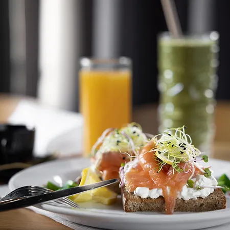 The Viaduct - & Otel 4*