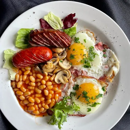 호텔 The Viaduct - & 4*